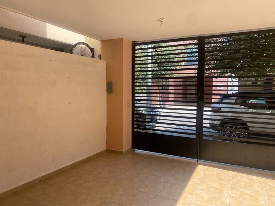 3 habitaciones 1.5 baños Casa 3