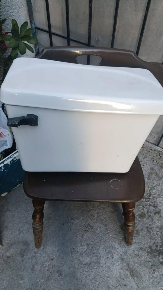Con lo que le bajas al baño 2