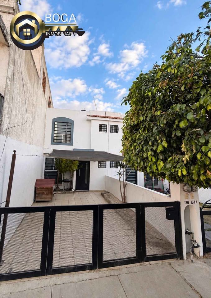 Casa en venta · 2 rec · León 2