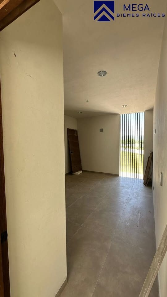 3 habitaciones 2.5 baños Casa 2