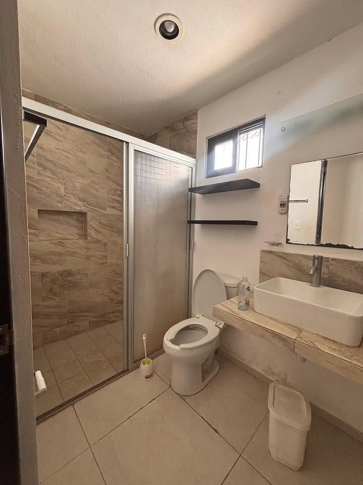 2 habitaciones 1 baño Casa 3