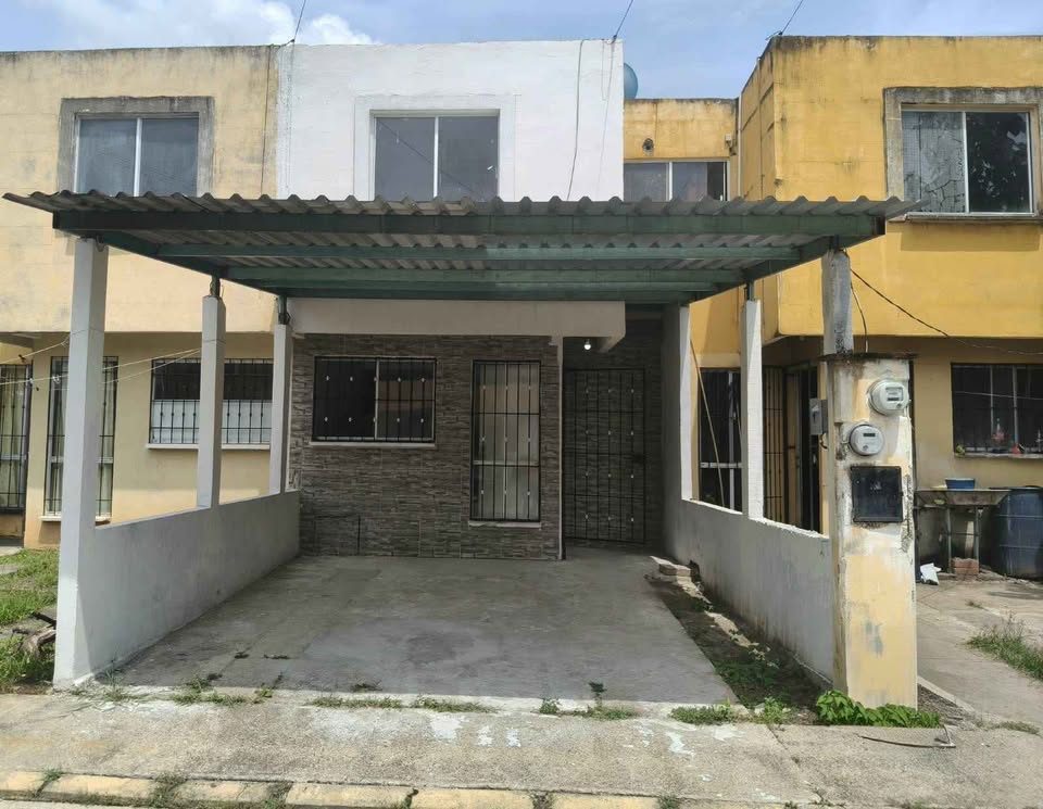 4 habitaciones 2 baños - Casa 2