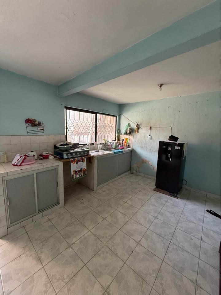 4 habitaciones 2 baños - Casa 2