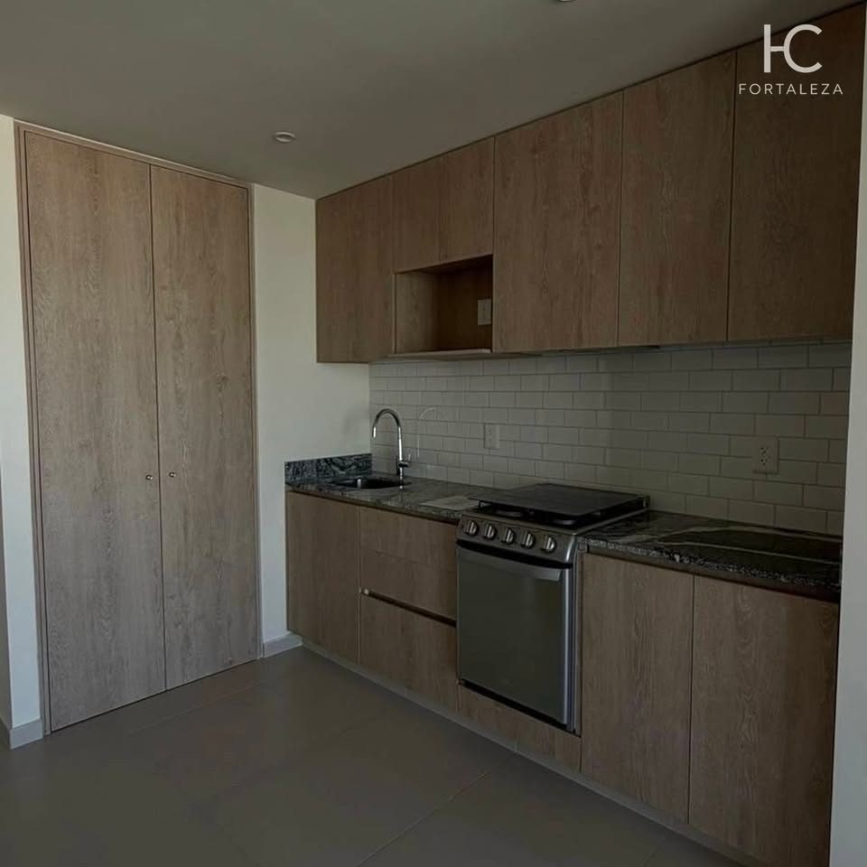 1 bed 1 bath Flat 3
