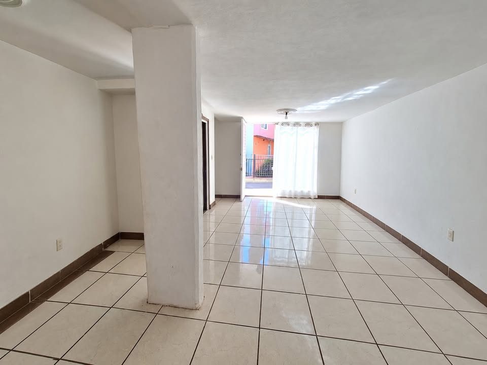 2 habitaciones 1 baño Casa 2