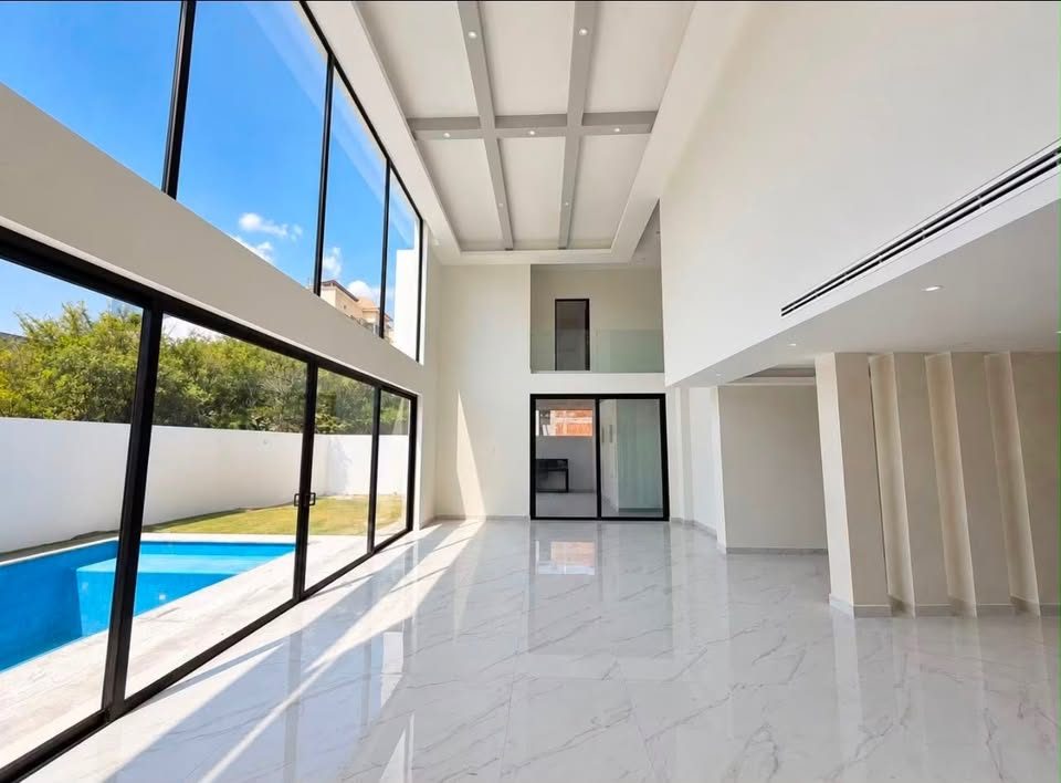 4 habitaciones 5 baños Casa 2