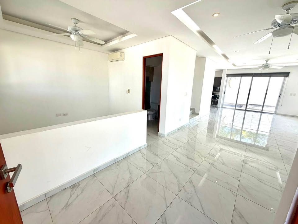 4 habitaciones 4 baños - Casa 3