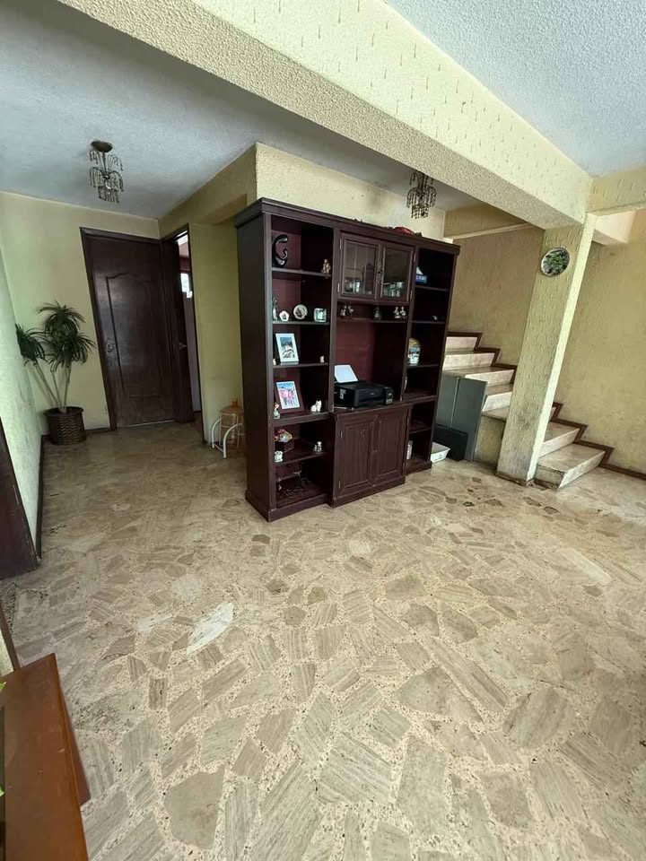 4 habitaciones 2 baños - Casa 2