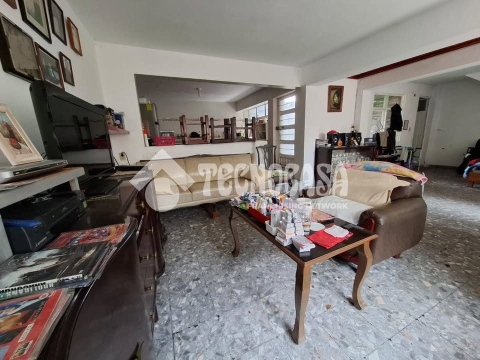 5 habitaciones 3 baños Casa 2