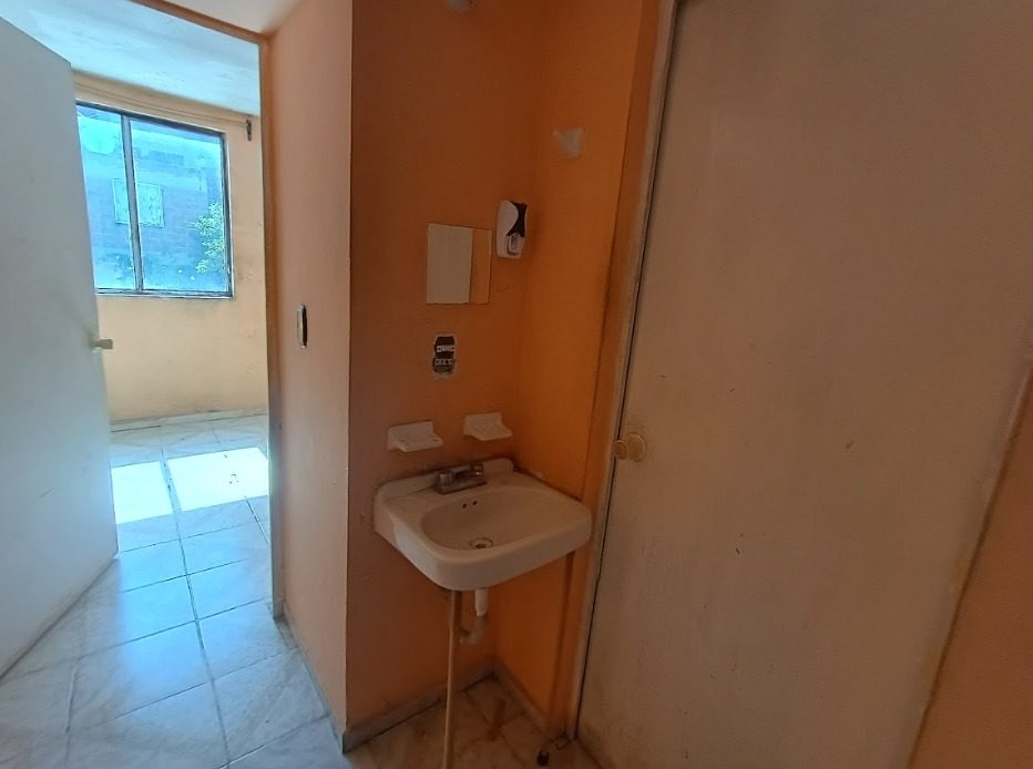 2 habitaciones 1 baño Casa 2