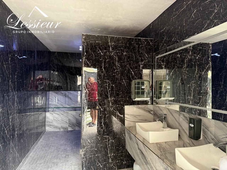 Studio 4 Baths - House 3