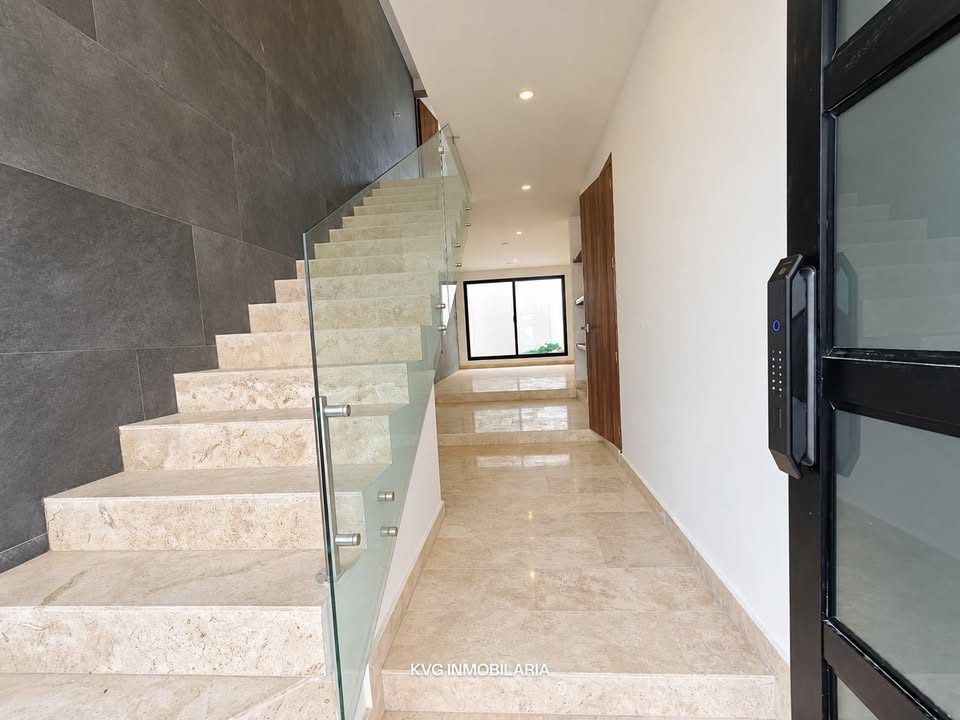 3 habitaciones 4 baños Casa 3
