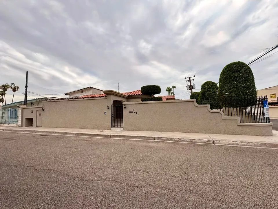 CASA EN VENTA EN LOS PINOS 3