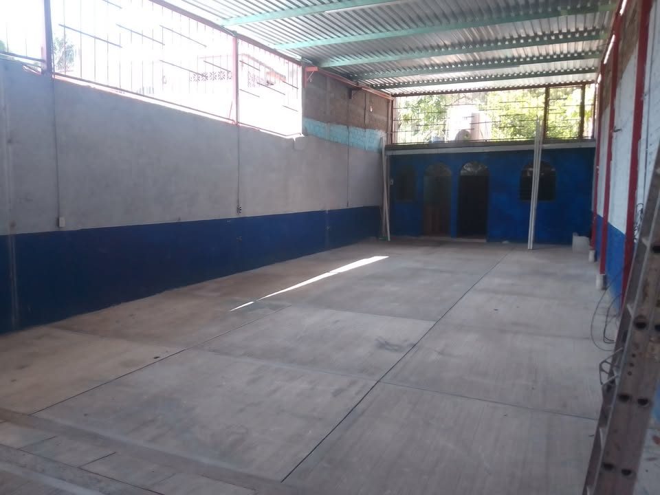 RENTA AMPLIO LOCAL AV LAZARO CARDENAS LA SABANA ACAPULCO CERCA AL MONUMENTO  3