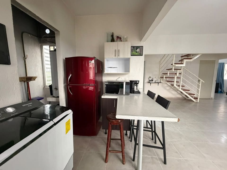 3 habitaciones 2.5 baños Apartamento 2
