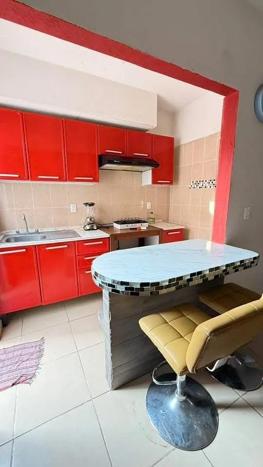 2 habitaciones 1.5 baños Casa 3