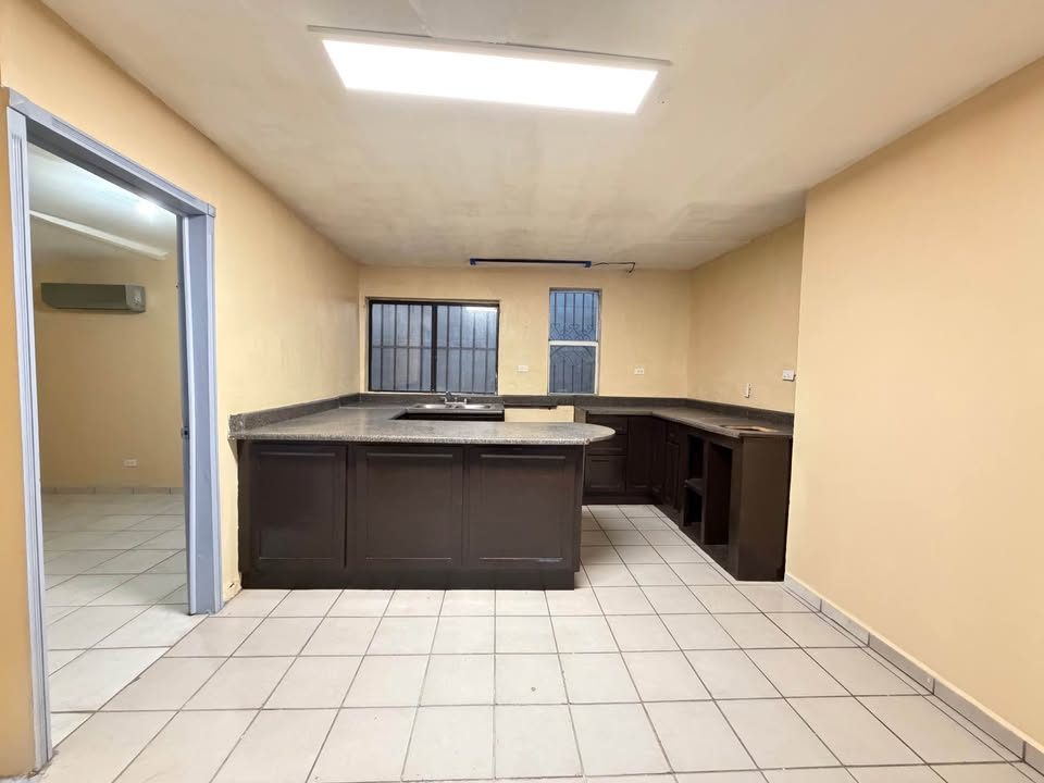 Se renta casa blvd Gómez Morin 2