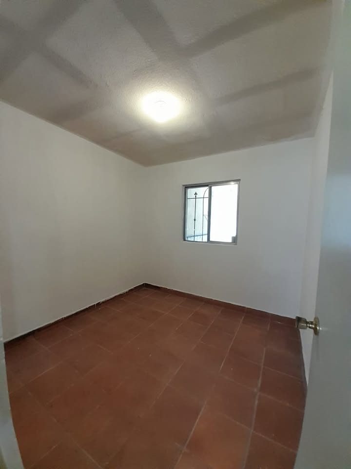 2 habitaciones 1 baño Casa 3