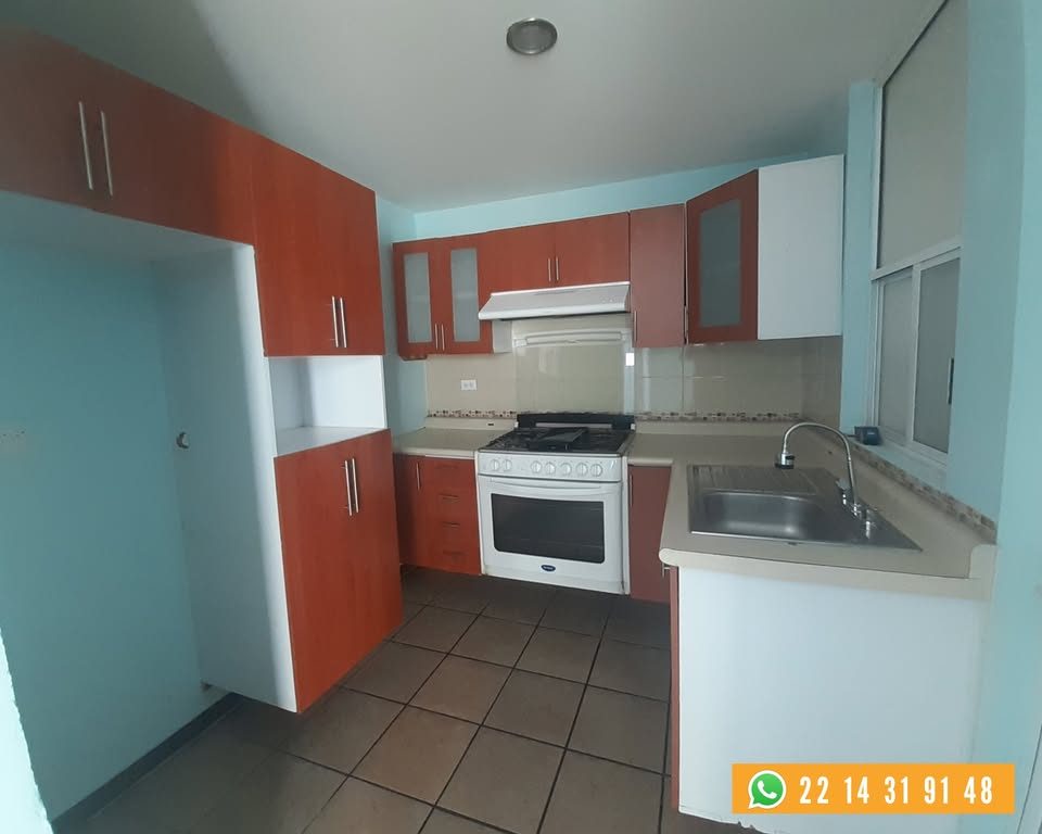3 habitaciones 1.5 baños Casa 3