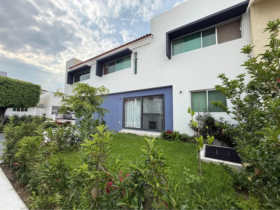 4 habitaciones 4,5 baños - Casa 2