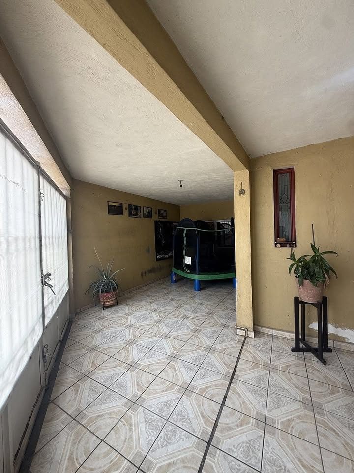 4 habitaciones 2 baños Casa 2