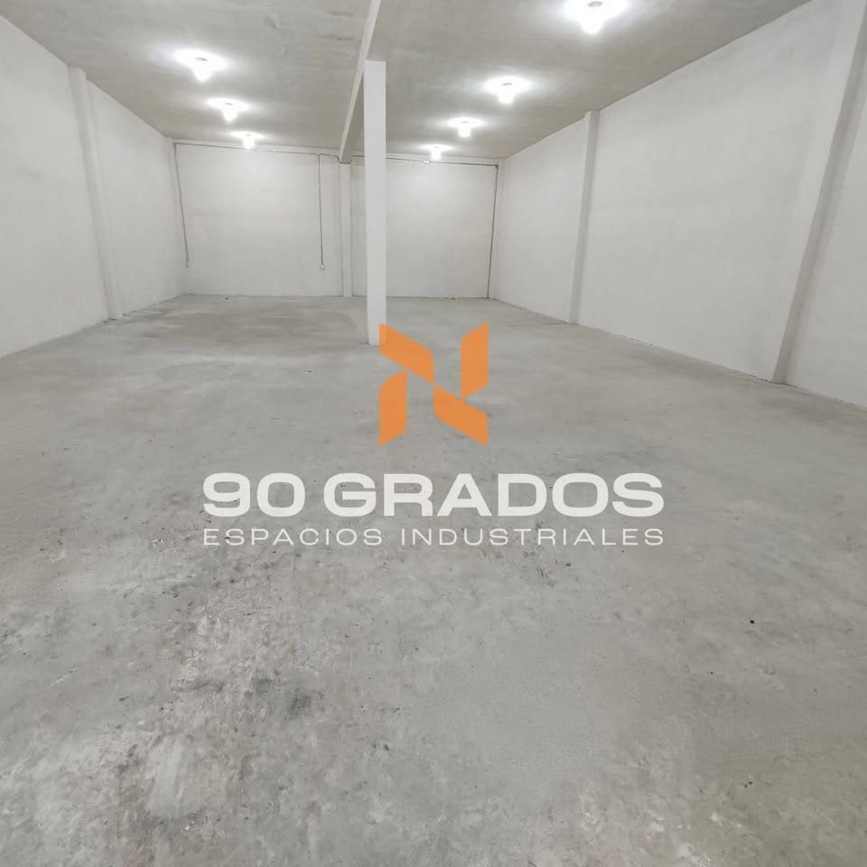 BODEGA EN RENTA EN GUADALUPE 2