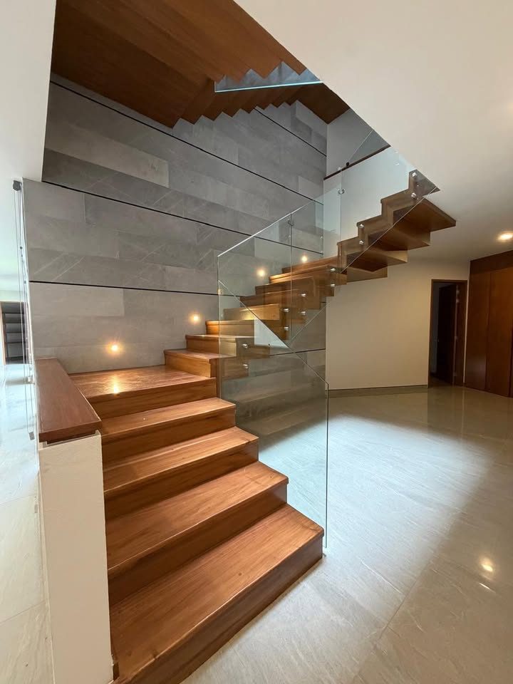 4 habitaciones 6.5 baños Casa 2
