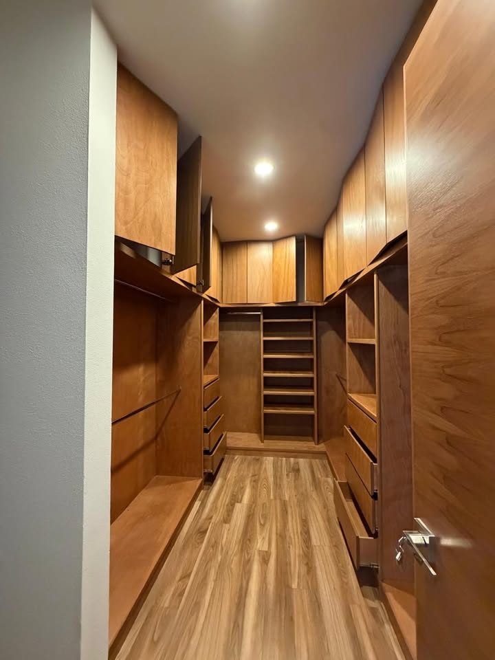 4 habitaciones 6.5 baños Casa 3