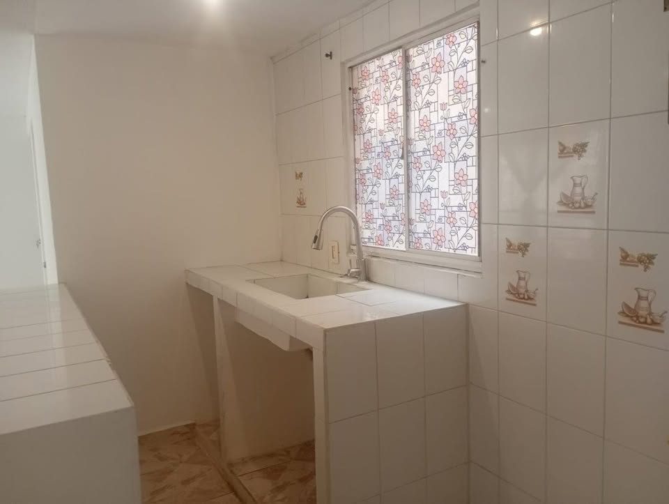 2 habitaciones 1 baño Departamento 3