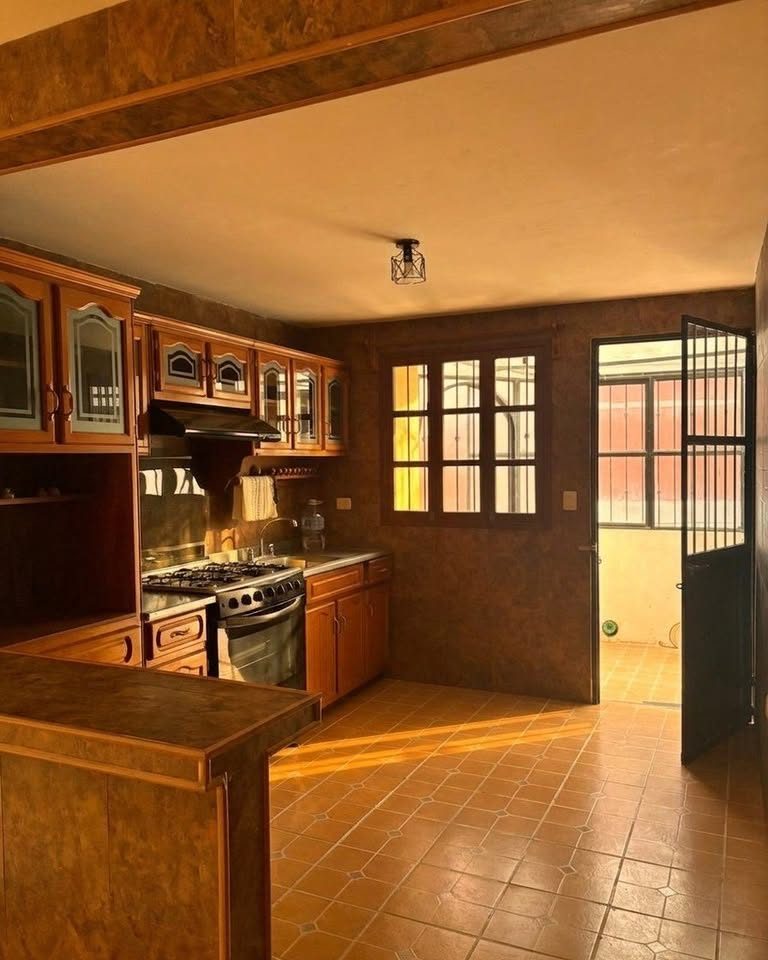 3 habitaciones 2.5 baños Casa 2