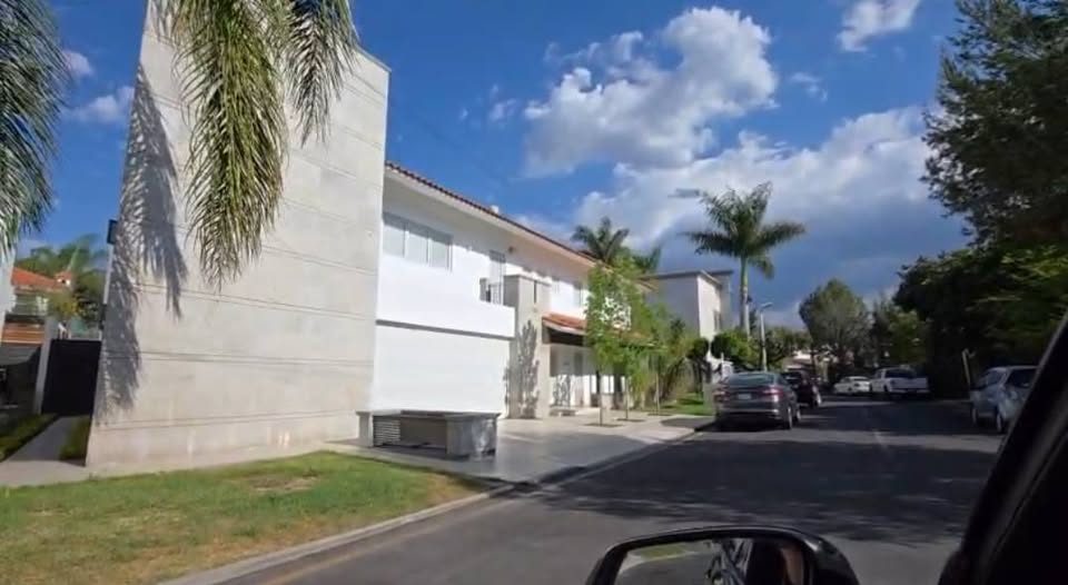 FRACC CAMPESTRE CELAYA HERMOSA RESIDENCIA EN VENTA 2