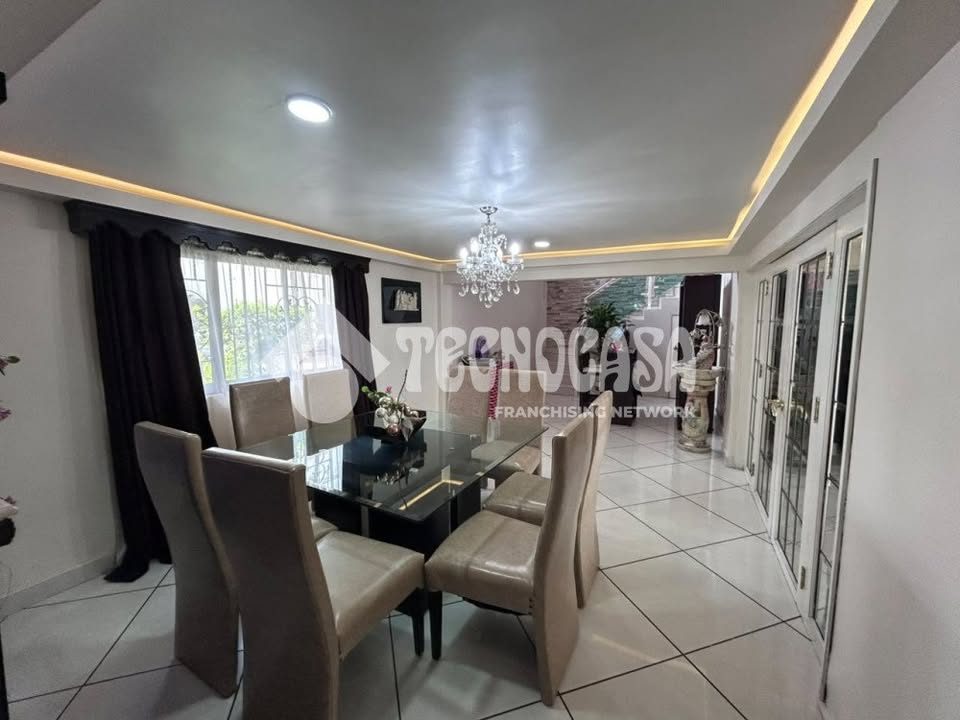 4 habitaciones 4 baños Casa 2