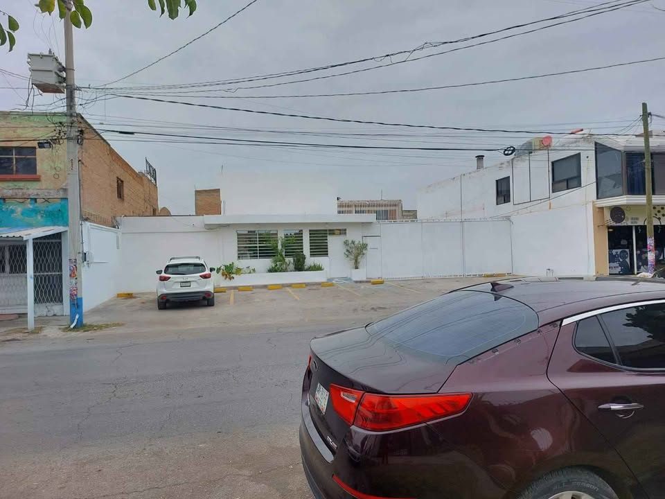 10 habitaciones 6 baños - Townhouse 2