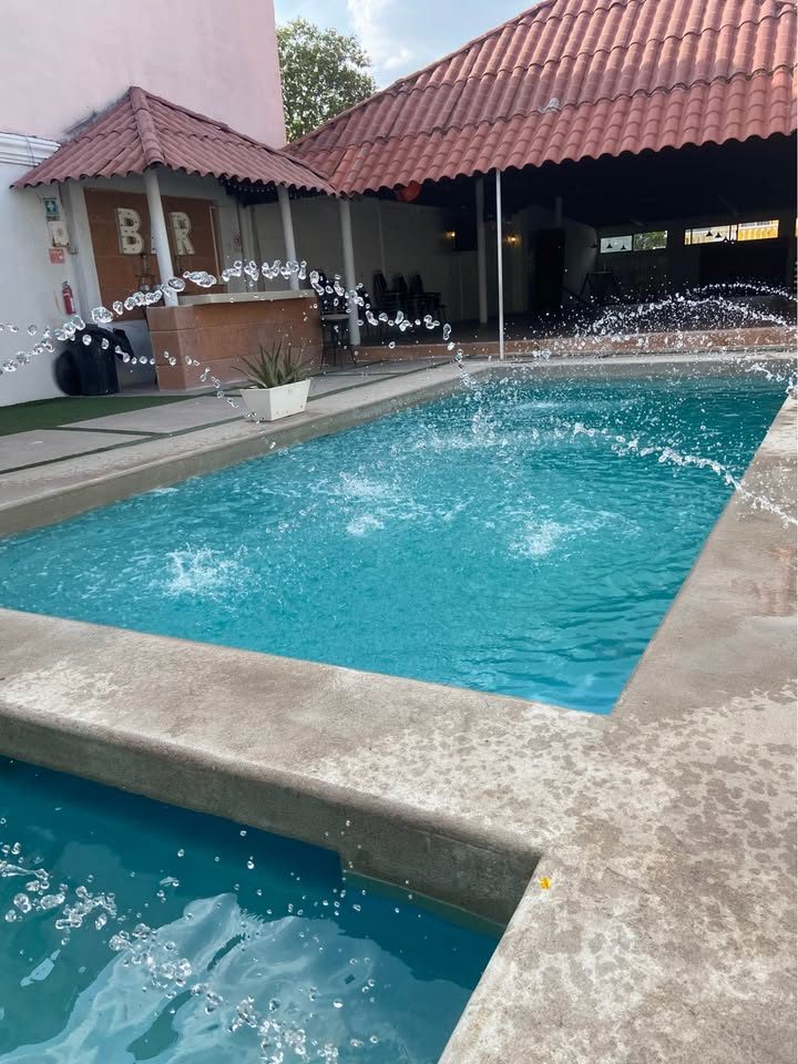 Palapa en renta con área con clima 2