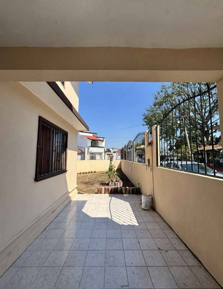 5 habitaciones 2 baños - Casa 3