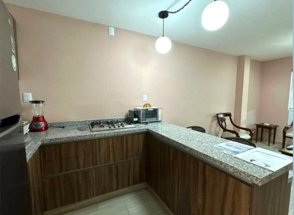 🏡 SE RENTA SUITE INDEPENDIENTE: Vista Real y Country Club 3