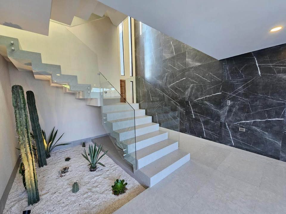 4 habitaciones 6 baños Casa 2
