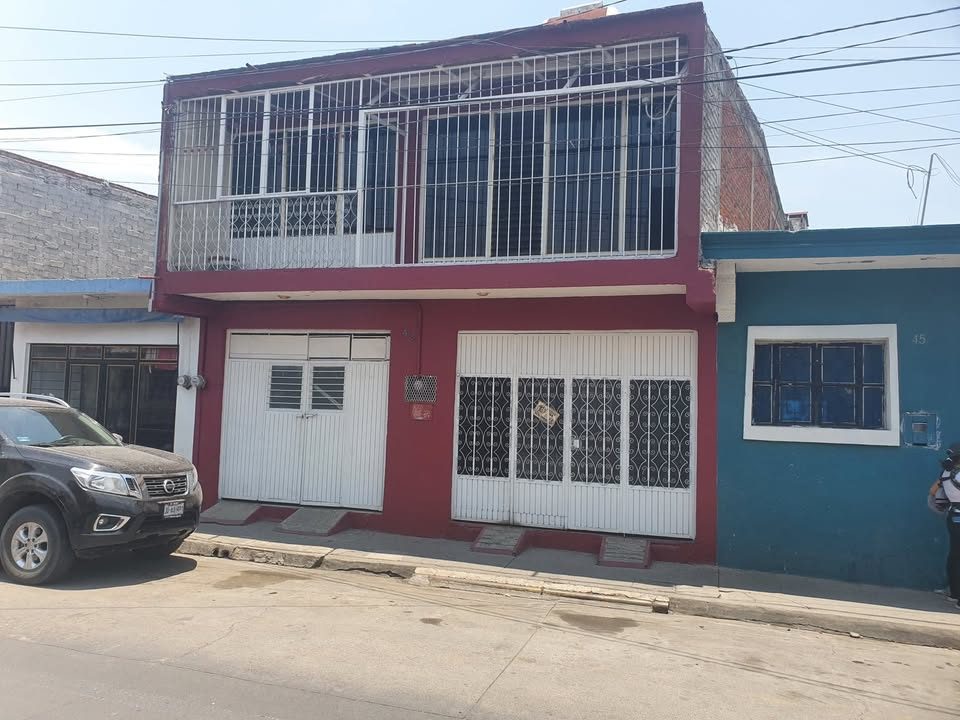 🟣🟧EN VENTA CASA CENTRICA,7. 50 X43 METROS, 3 HABITACIONES📍PINO SUAREZ #43,TUXPAN,  JAL🟣🟧 3