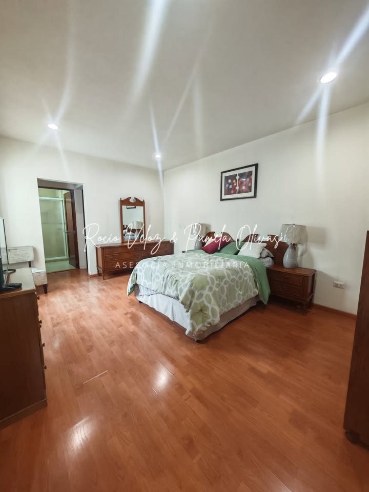 3 habitaciones 2.5 baños Casa 2