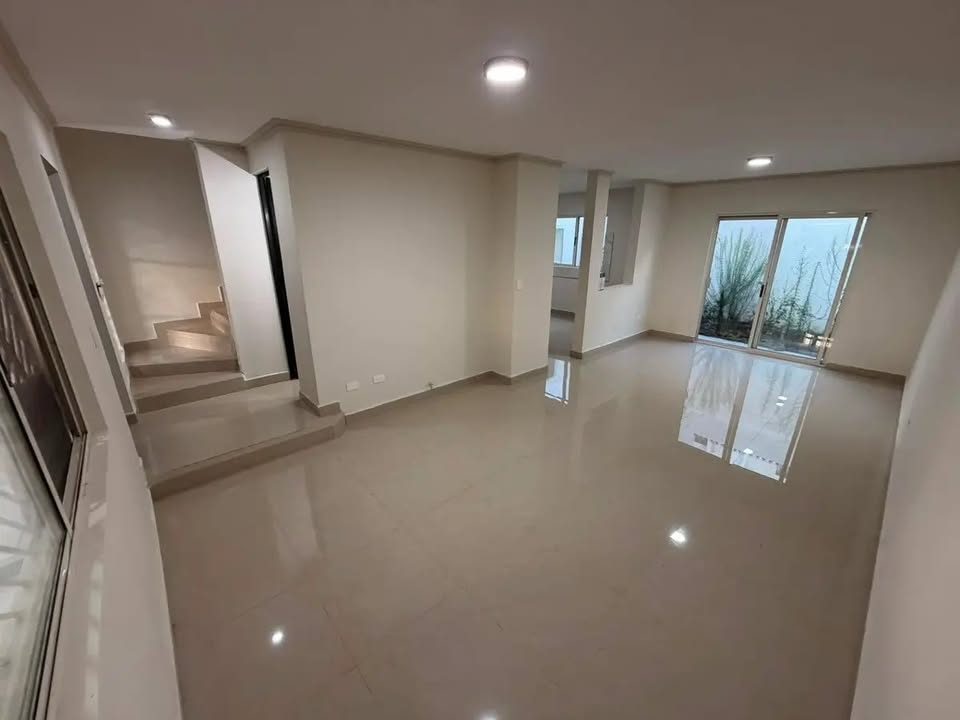 3 habitaciones 3 baños Casa 2