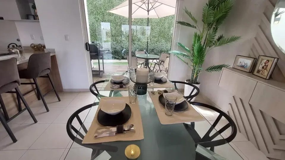 3 habitaciones 2.5 baños Casa 2