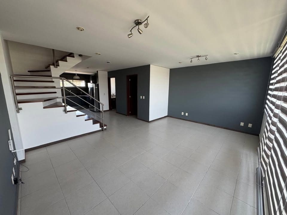 3 habitaciones 2.5 baños Apartamento 2