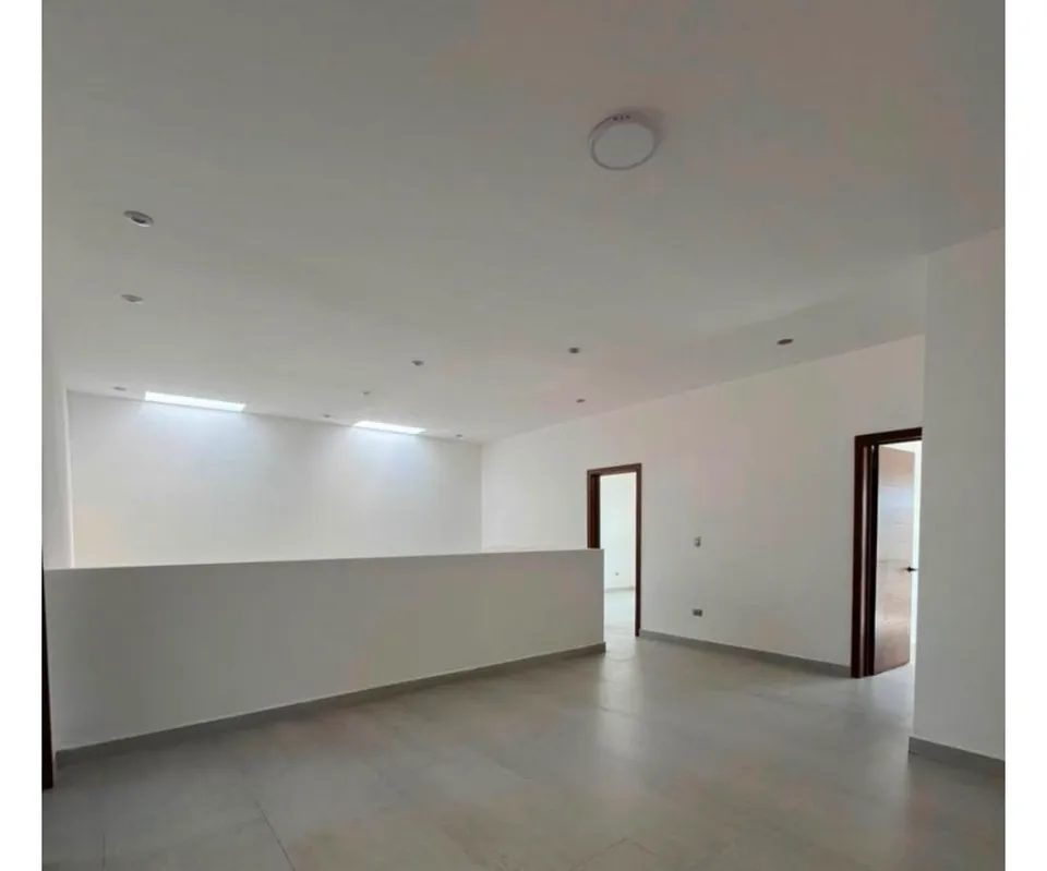 4 habitaciones 4.5 baños Casa 3