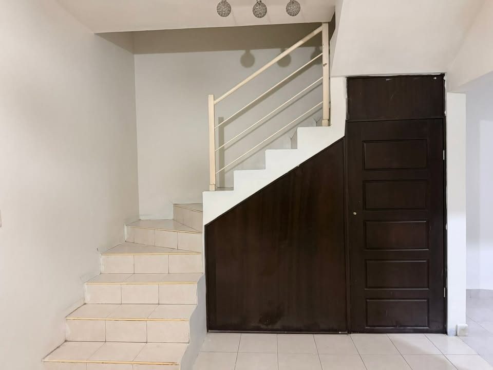 3 habitaciones 2.5 baños Casa 2