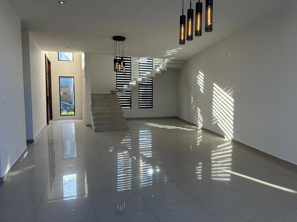 4 habitaciones 4 baños Casa 2