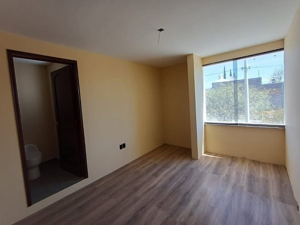 3 habitaciones 2 baños Casa 2