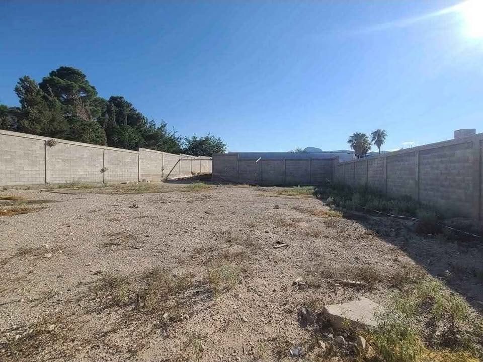 Terreno en ＲＥＮＴＡ 🚩Bardeado  de 710 m² a  3 cuadras de la curva 2