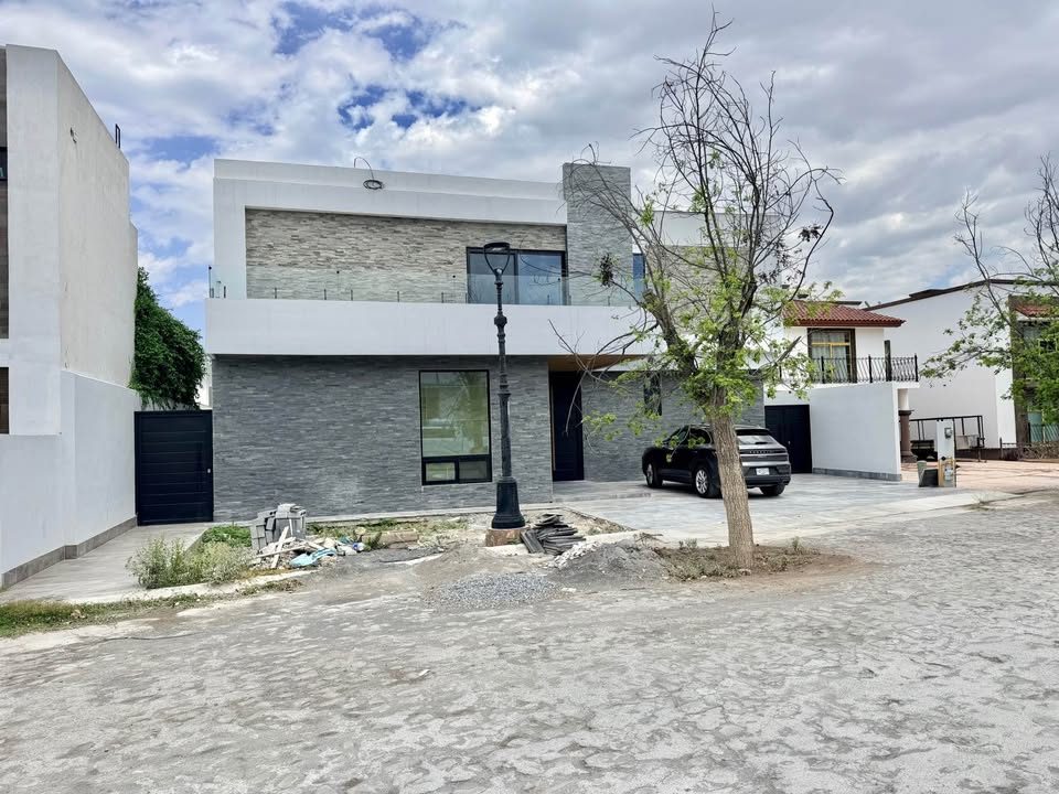 4 habitaciones 4 baños - Casa 2