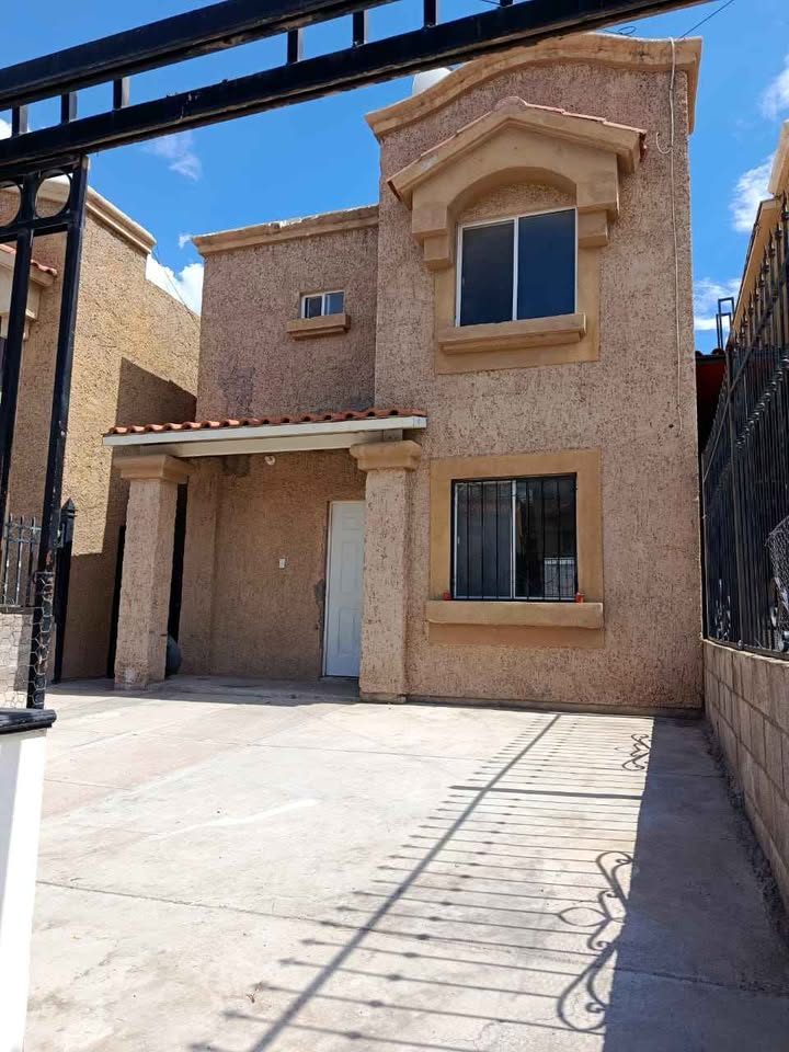 3 habitaciones 2 baños - Casa 2