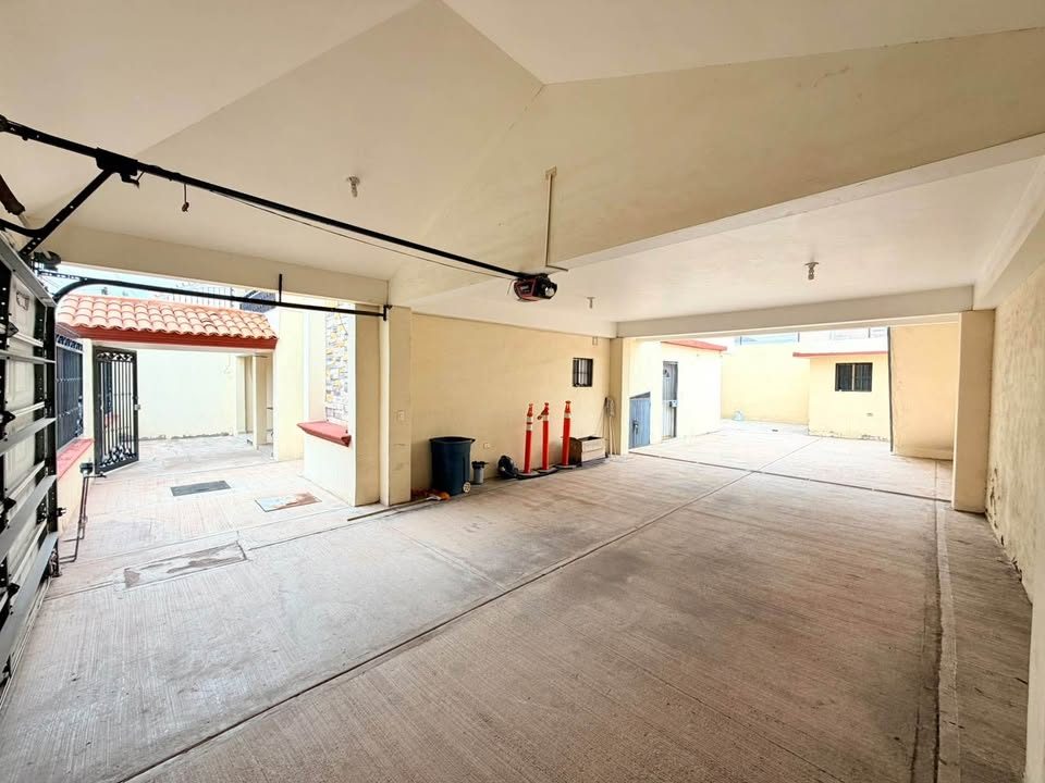 CASA EN VENTA VILLAS DE MIRAMAR 2